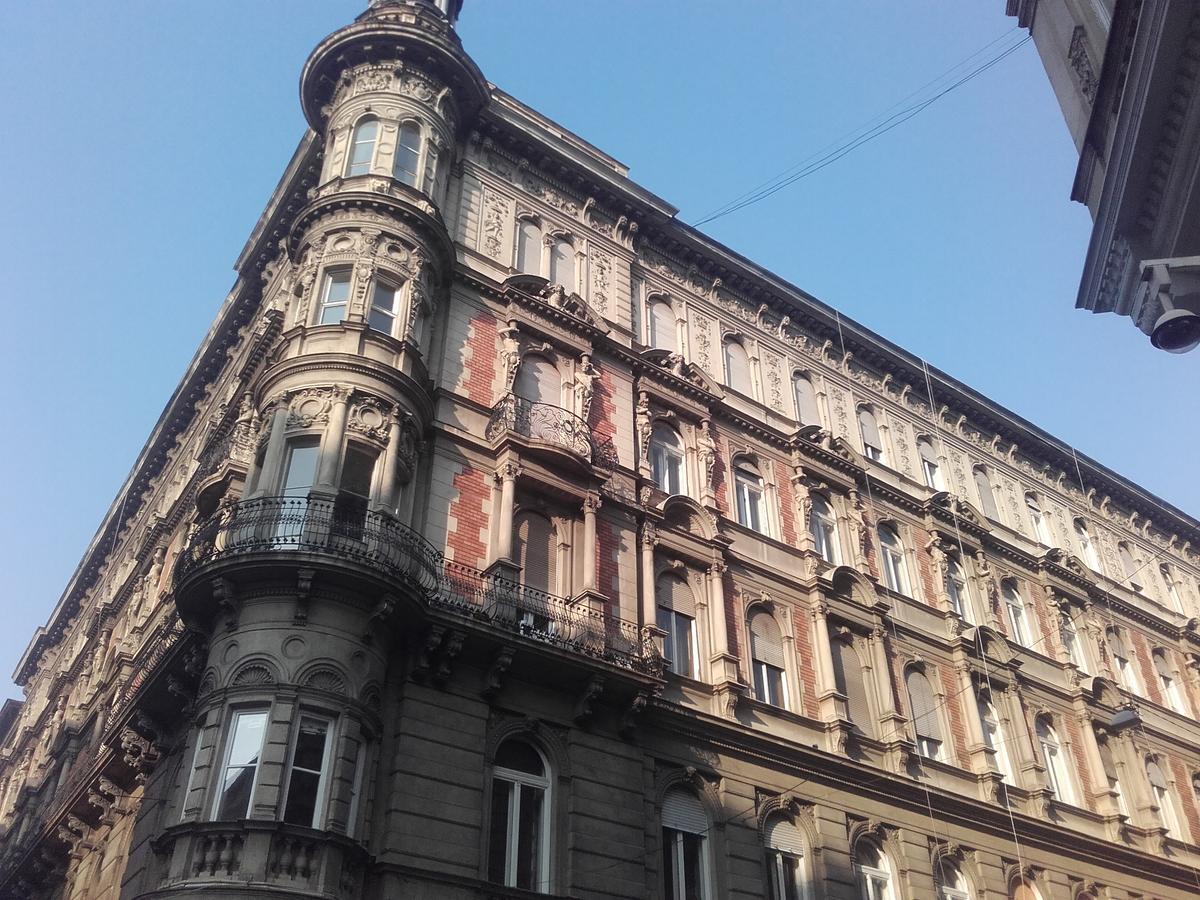 Black Dog Hostel Будапеща Екстериор снимка