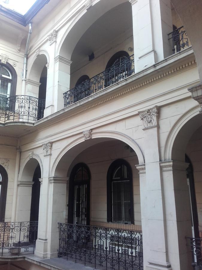 Black Dog Hostel Будапеща Екстериор снимка